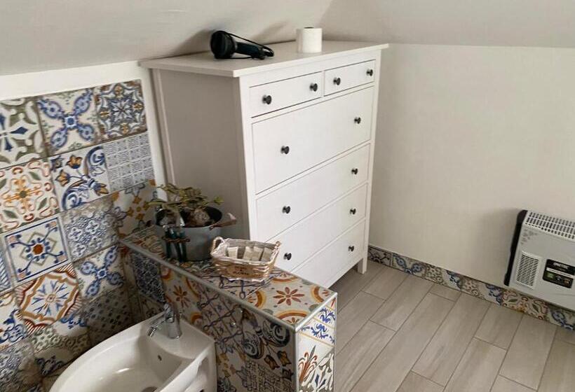 חדר סטנדרט נוף לים, Villa Luisa B&b