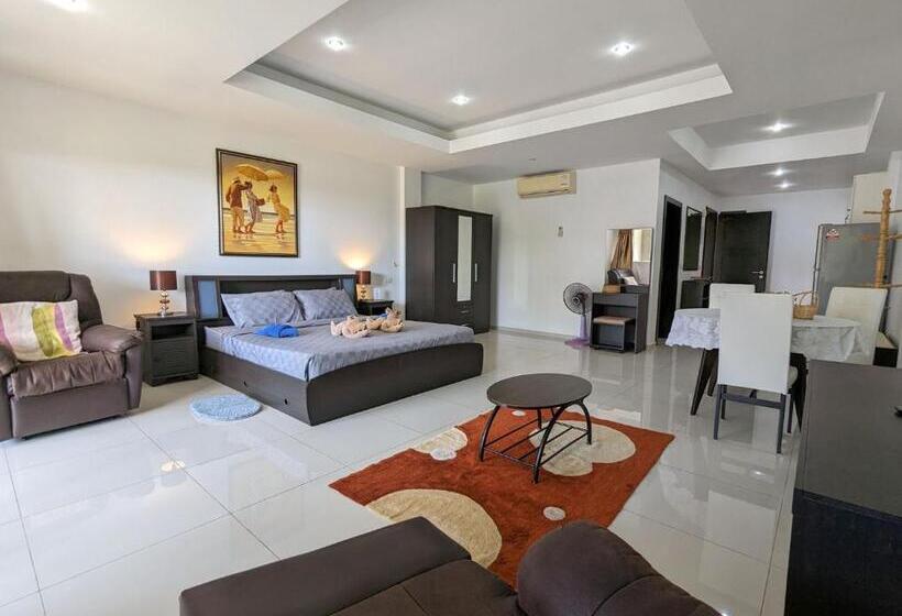 Студия Стандарт Вид на Море, Siam Royal Bay Beach Villa And Beachfront Apartments