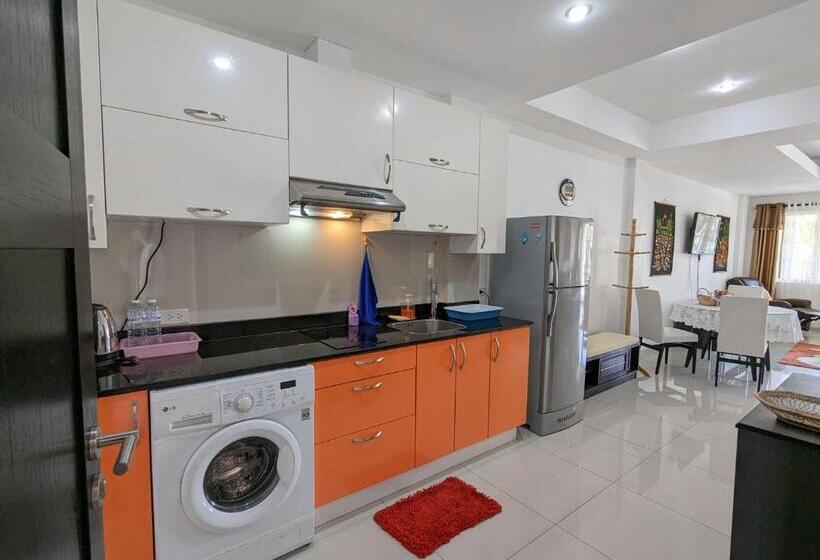 Студия Стандарт Вид на Море, Siam Royal Bay Beach Villa And Beachfront Apartments