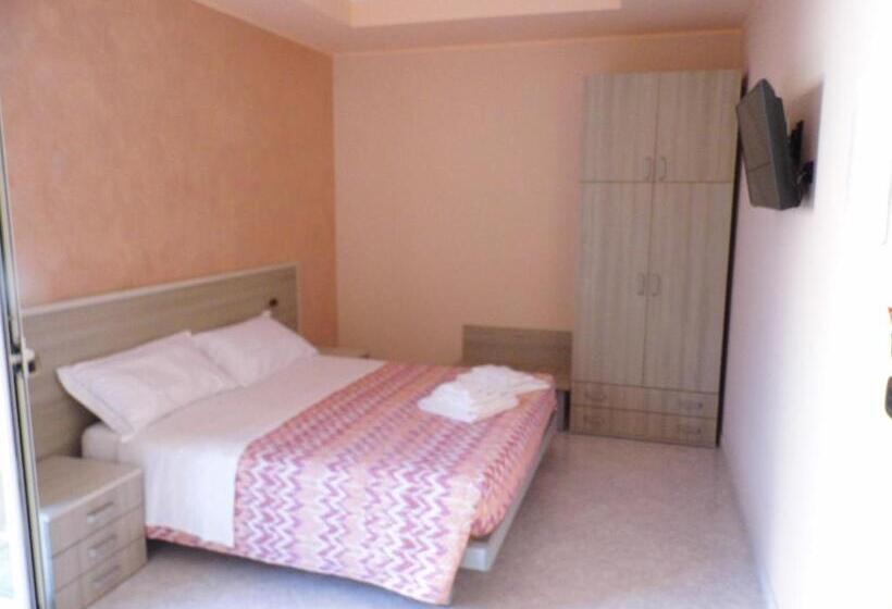 标准间, A Casa Di Nelly