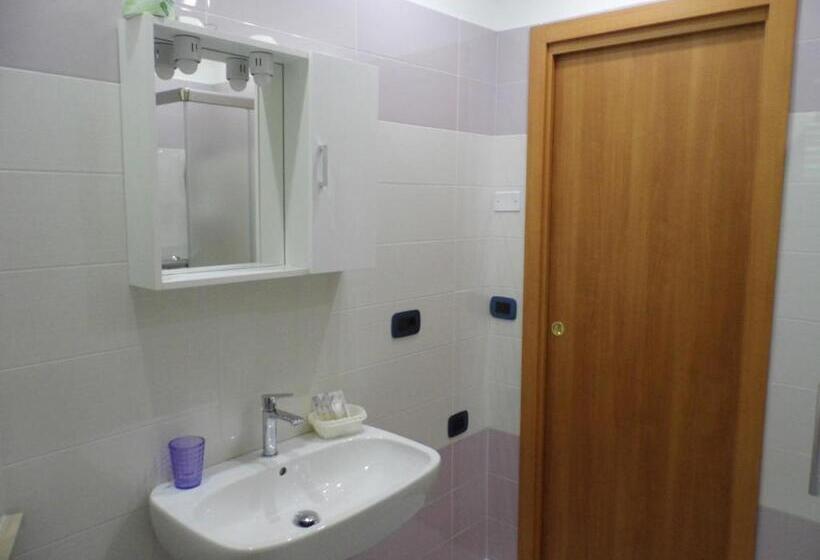 标准间, A Casa Di Nelly