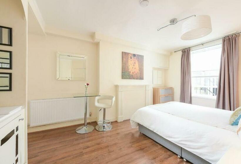 Номер Стандарт, Central London Rooms