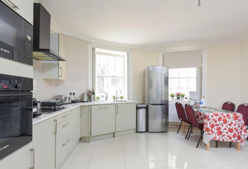 Номер Стандарт, Central London Rooms