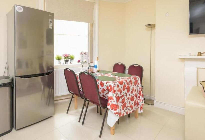 Номер Стандарт Совместная Ванная, Central London Rooms