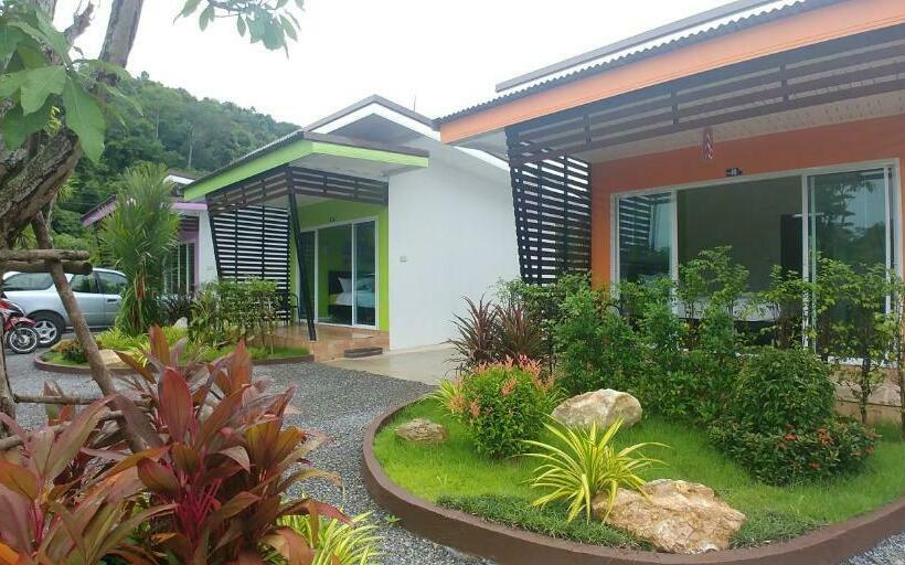 스탠다드 룸 킹사이즈 침대, โรงแรม ทิพย์บุรี ริเวอร์ไซค์