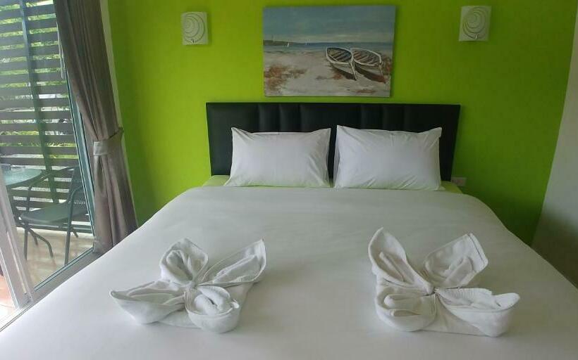 스탠다드 룸 킹사이즈 침대, โรงแรม ทิพย์บุรี ริเวอร์ไซค์