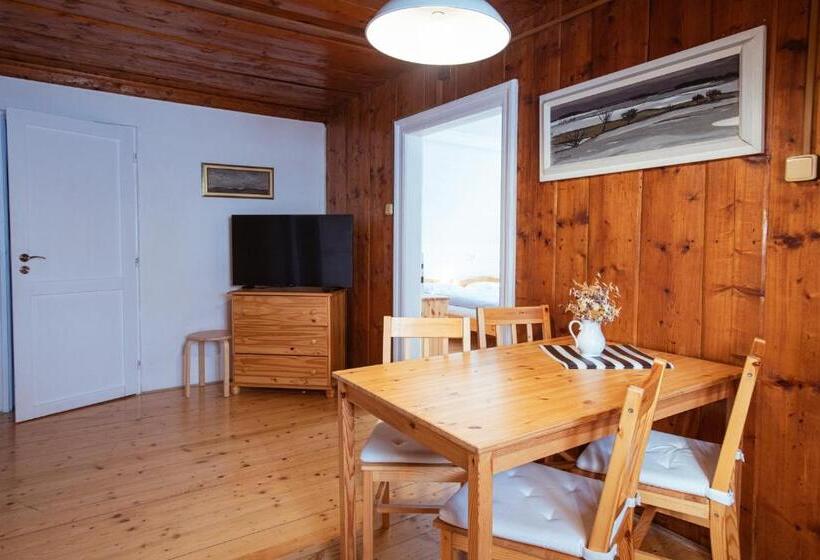 استودیوی استاندارد, Penzion Statek U Rajtrů