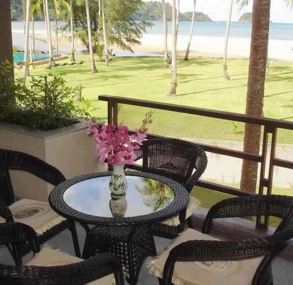 Студия Стандарт Вид на Море, Siam Royal Bay Beach Villa And Beachfront Apartments