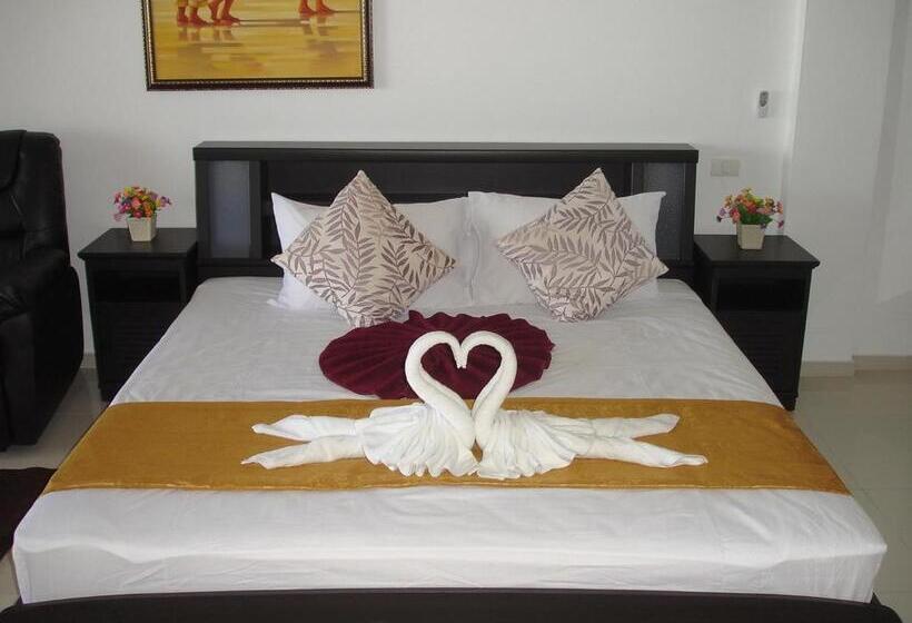 Студия Стандарт Вид на Море, Siam Royal Bay Beach Villa And Beachfront Apartments