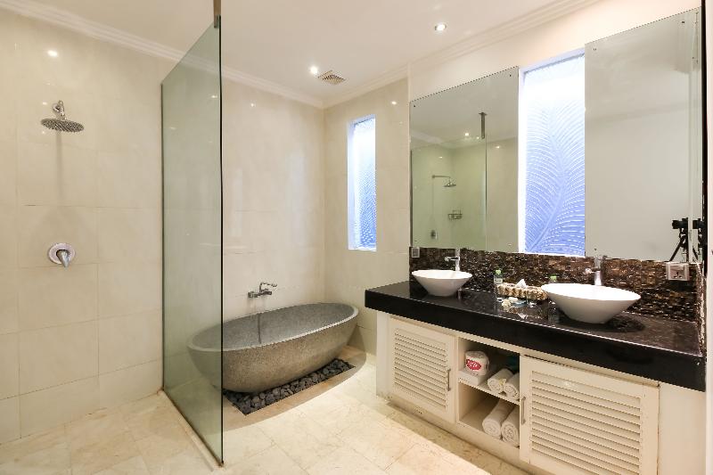 行政套房, Aleesha Villas And Suites