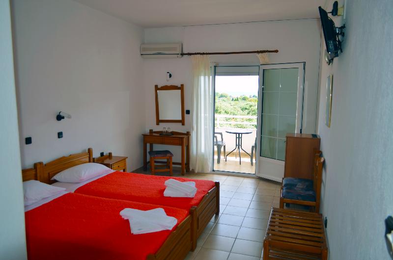 חדר סטנדרט, Achillion