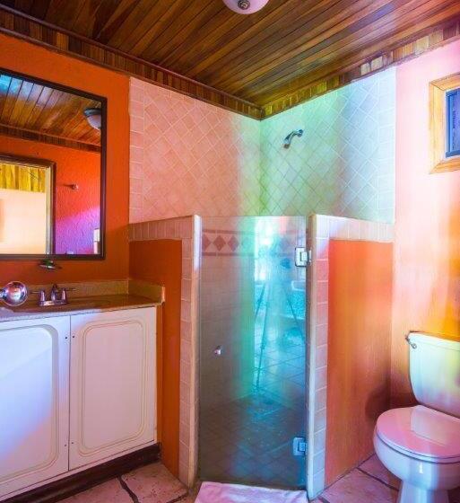 اتاق استاندارد با تخت بزرگ, Beach Break Resort