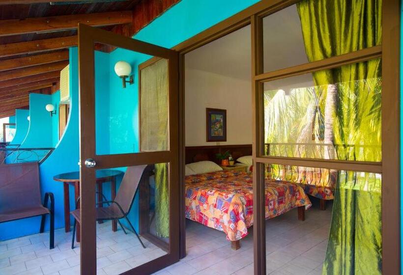 Семейный Номер, Beach Break Resort