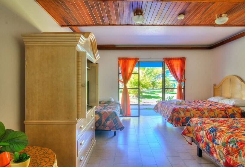 家庭间, Beach Break Resort