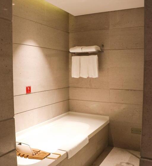 スタンダードルーム, Crowne Plaza Beijing Lido, An Ihg