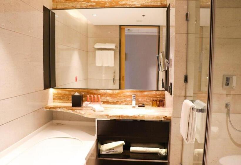 اتاق استاندارد با چشم‌انداز شهر, Crowne Plaza Beijing Lido, An Ihg