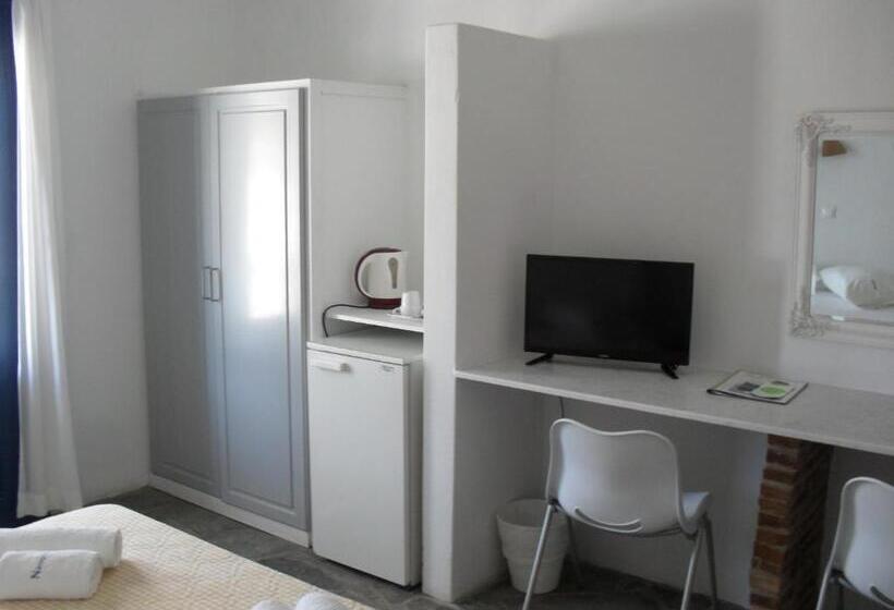 基本三人间, Naoussa Hotel Paros By Booking Kottas