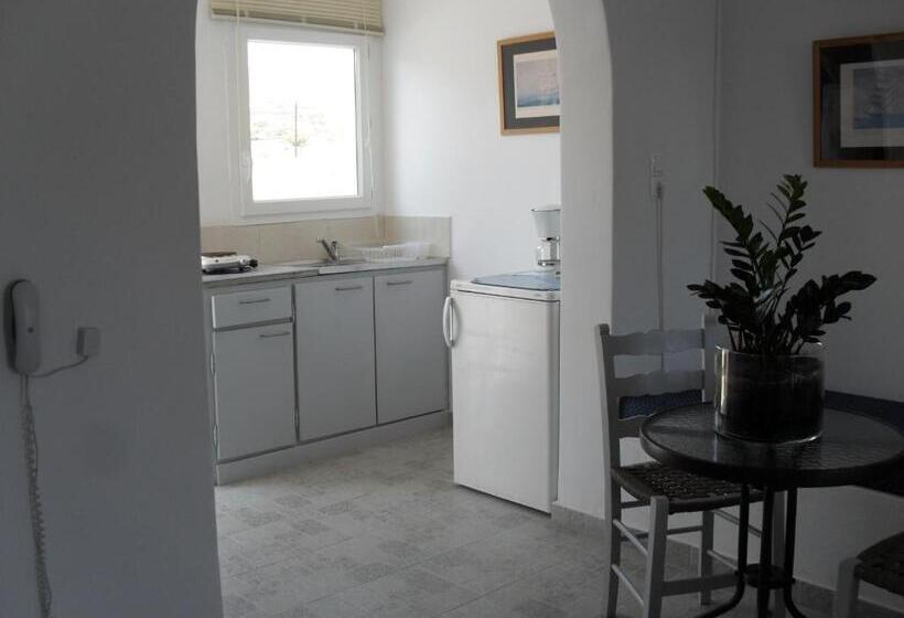 标准工作室, Naoussa Hotel Paros By Booking Kottas