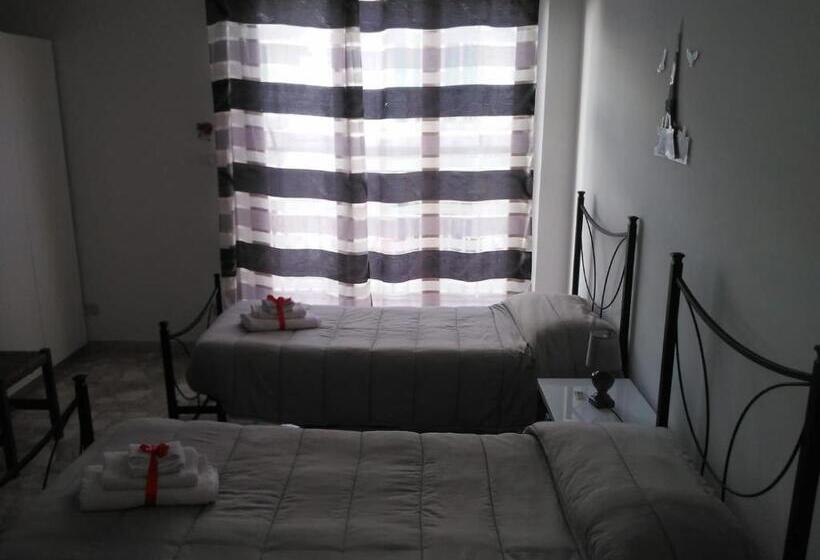 エコノミールーム, B&b Lo Scrigno