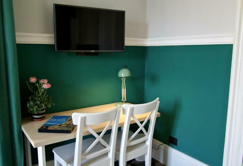 غرفة سوبيريور رباعية, B&b Umberto 134