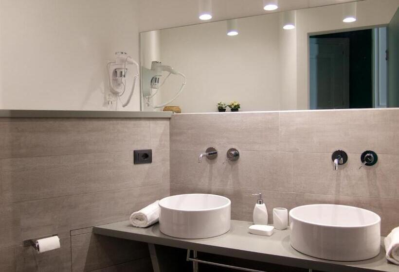 غرفة سوبيريور رباعية, B&b Umberto 134