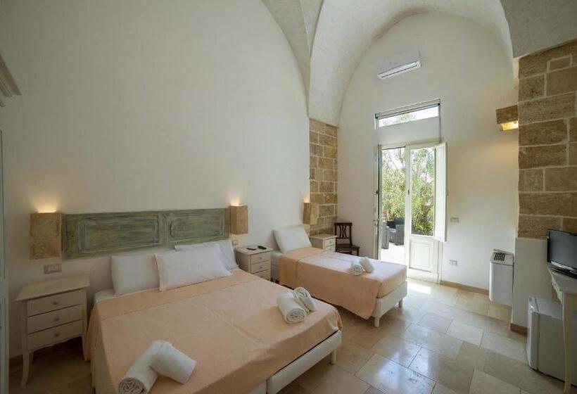 חדר דלוקס לשלושה, Casale Donna Rosa