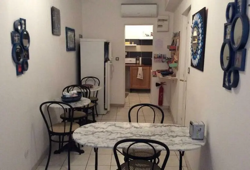 スタンダードルーム, B&b La Maison D Olivier