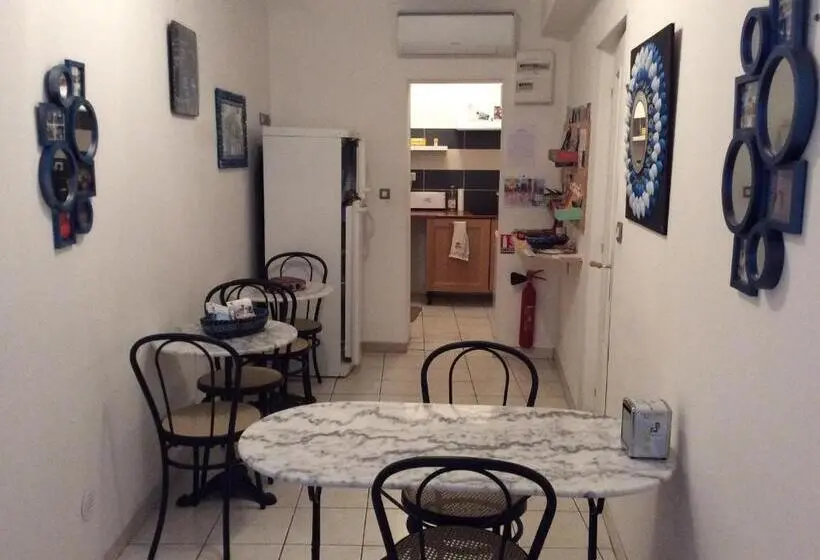 スーペリアールーム, B&b La Maison D Olivier