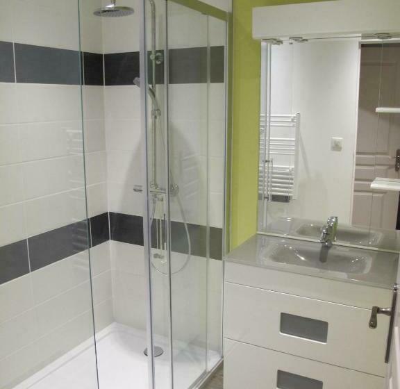 스탠다드 룸, Les Victoriennes