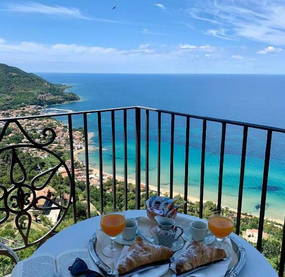 オーシャンビュースタンダードルームバルコニー付き, Residenza Porta Di Mare