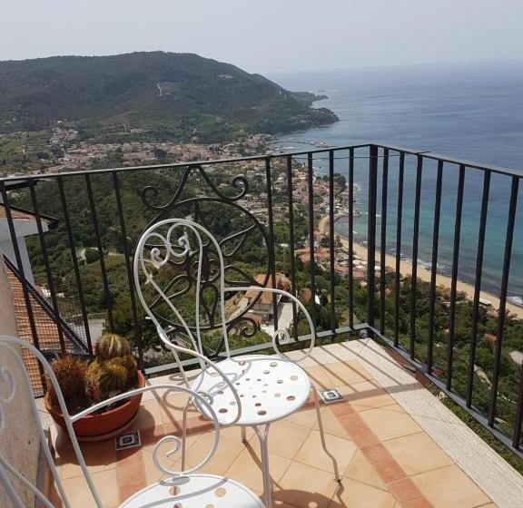 オーシャンビュースタンダードルームバルコニー付き, Residenza Porta Di Mare