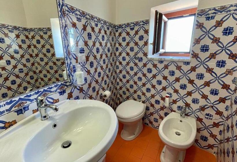 オーシャンビュースタンダードルームバルコニー付き, Residenza Porta Di Mare