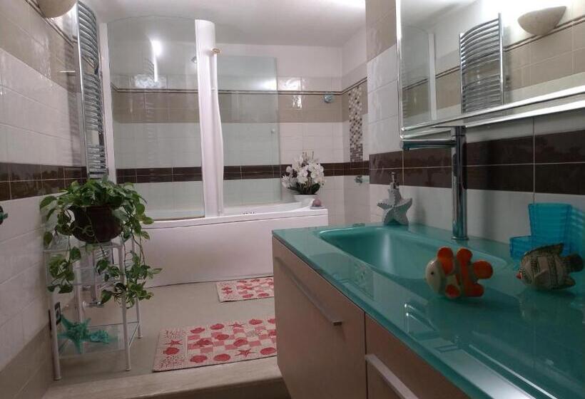 スタンダードルーム, Gemma Di Gallura Charme B&b