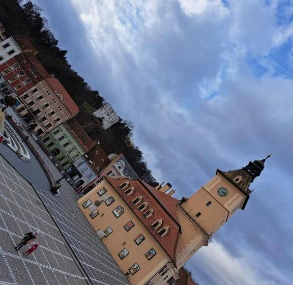 キングサイズベッドのデラックスルーム, 4 Rooms Piata Sfatului