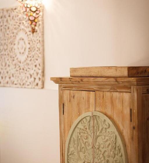 اتاق استاندارد چهار تخته, Casa Catalina