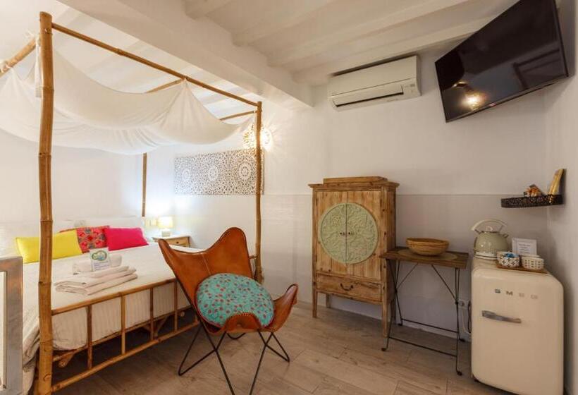 اتاق استاندارد چهار تخته, Casa Catalina