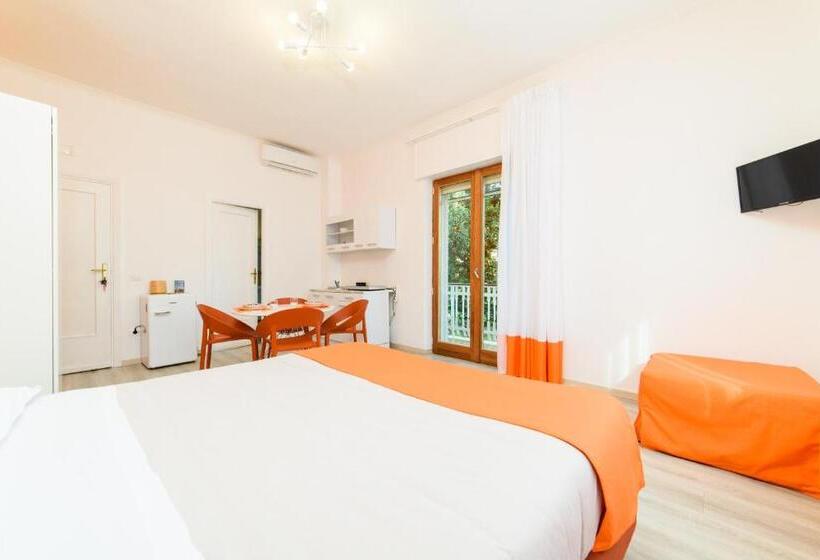 חדר סטנדרט עם טרסה, Estate4home   Casa Laura