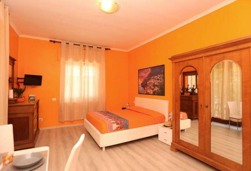 חדר סטנדרט עם טרסה, Estate4home   Casa Laura