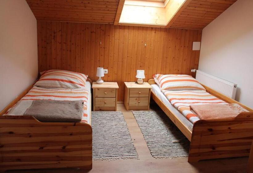 Апартаменты 2 Спальни, Gästehaus Hanser