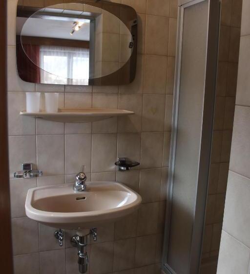 Номер Стандарт с Балконом, Gästehaus Hanser
