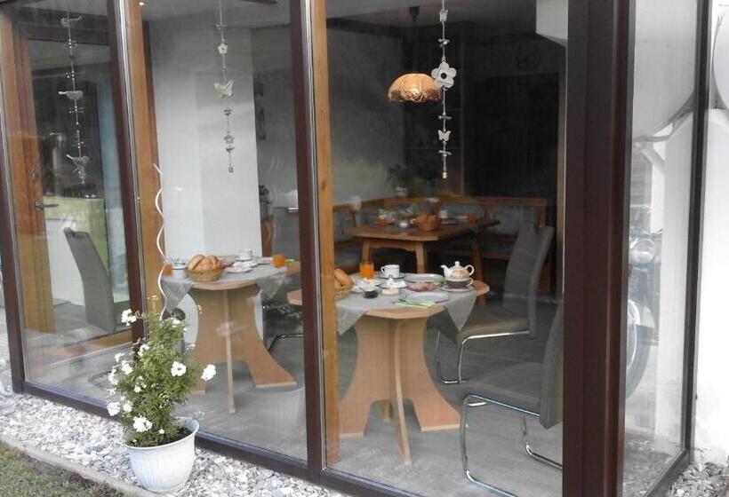 חדר סטנדרט עם מרפסת, Gästehaus Kratzer