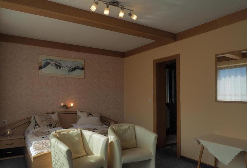 חדר סטנדרט עם מרפסת, Gästehaus Kratzer