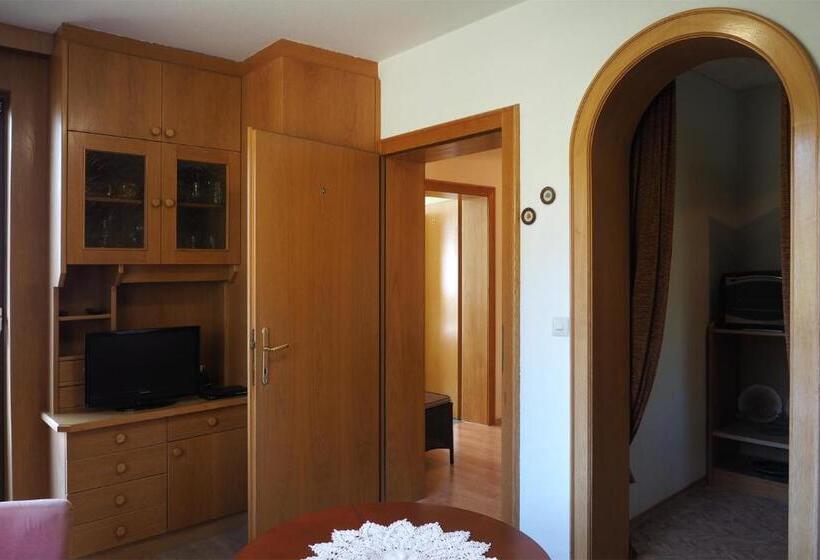 דירת חדר, Gästehaus Kratzer