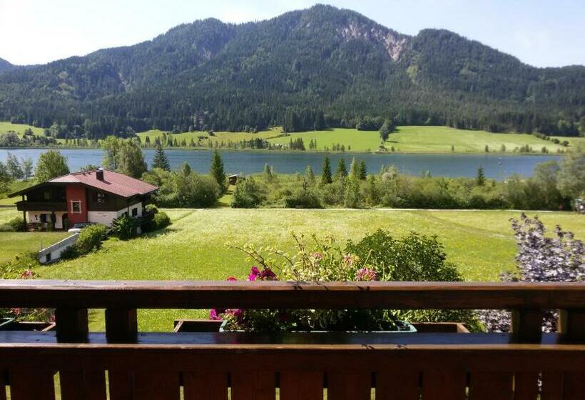 غرفة قياسية مزوَّدة بشُرفة, Haus Rohr