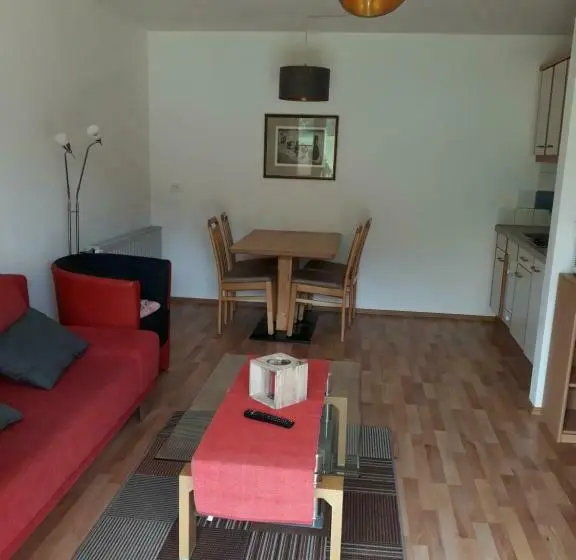 １ベッドルームアパートメント, Haus Rohr