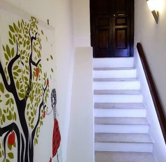 غرفة قياسية ثلاثية, Room N.22