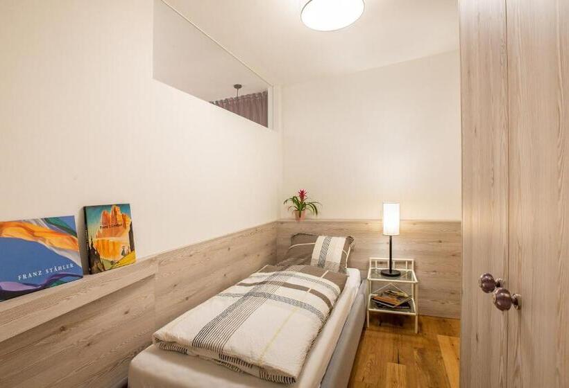 침실 2개 아파트, Residence Rösch