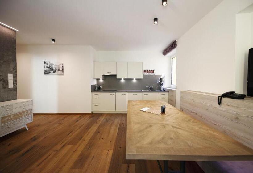 침실 2개 아파트, Residence Rösch