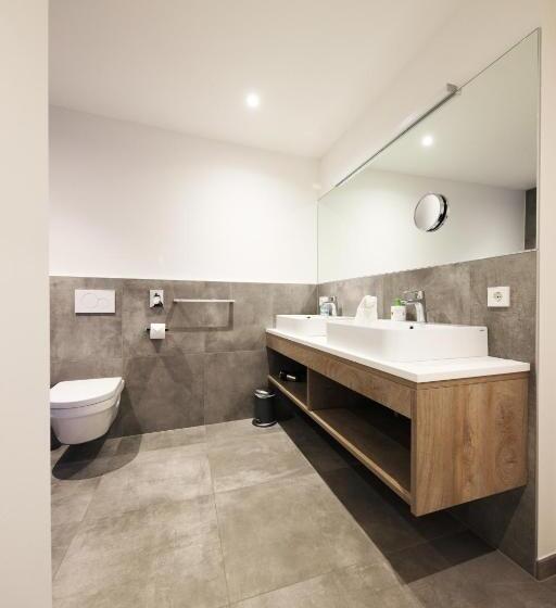 침실 2개 아파트, Residence Rösch