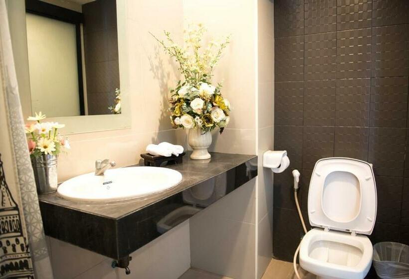 إستوديو قياسى, Supawimol Mansion